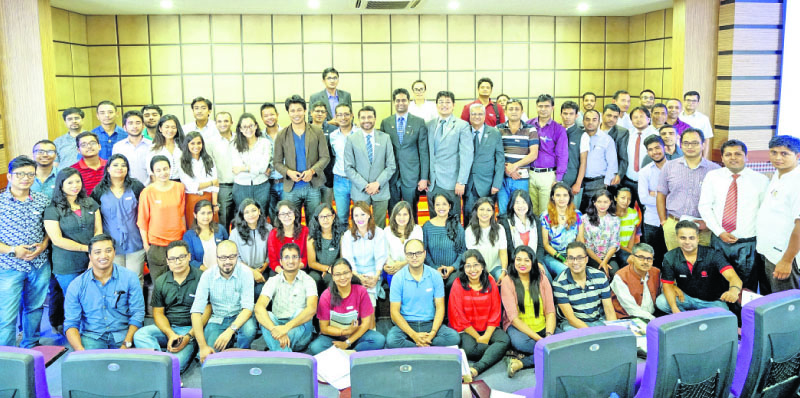 Club Officers conducts training for toastmasters