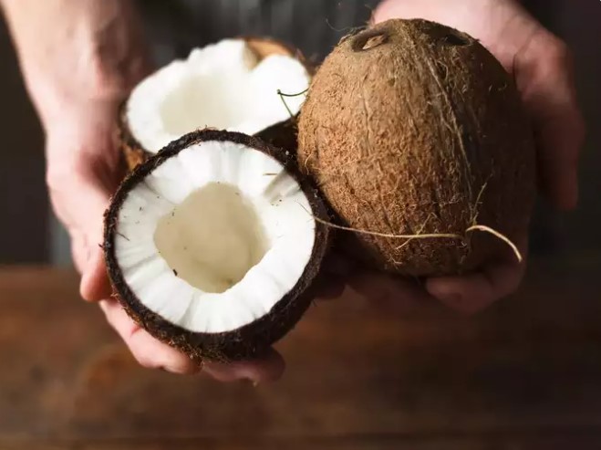 The reason behind breaking coconut on auspicious occasions