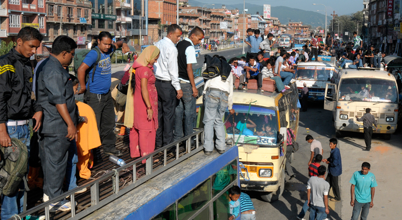 More youths head home for Dashain