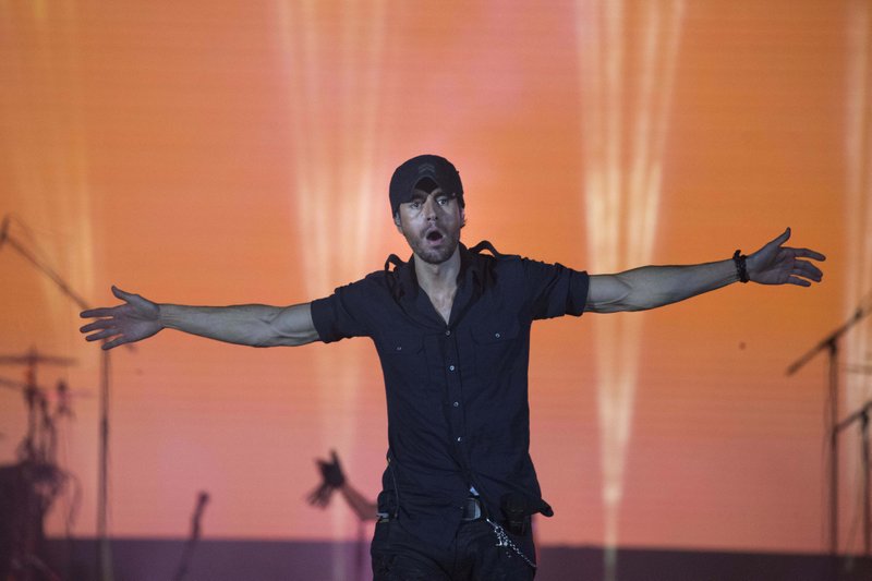 Texas city paid Enrique Iglesias $485,000 for 2015 concert