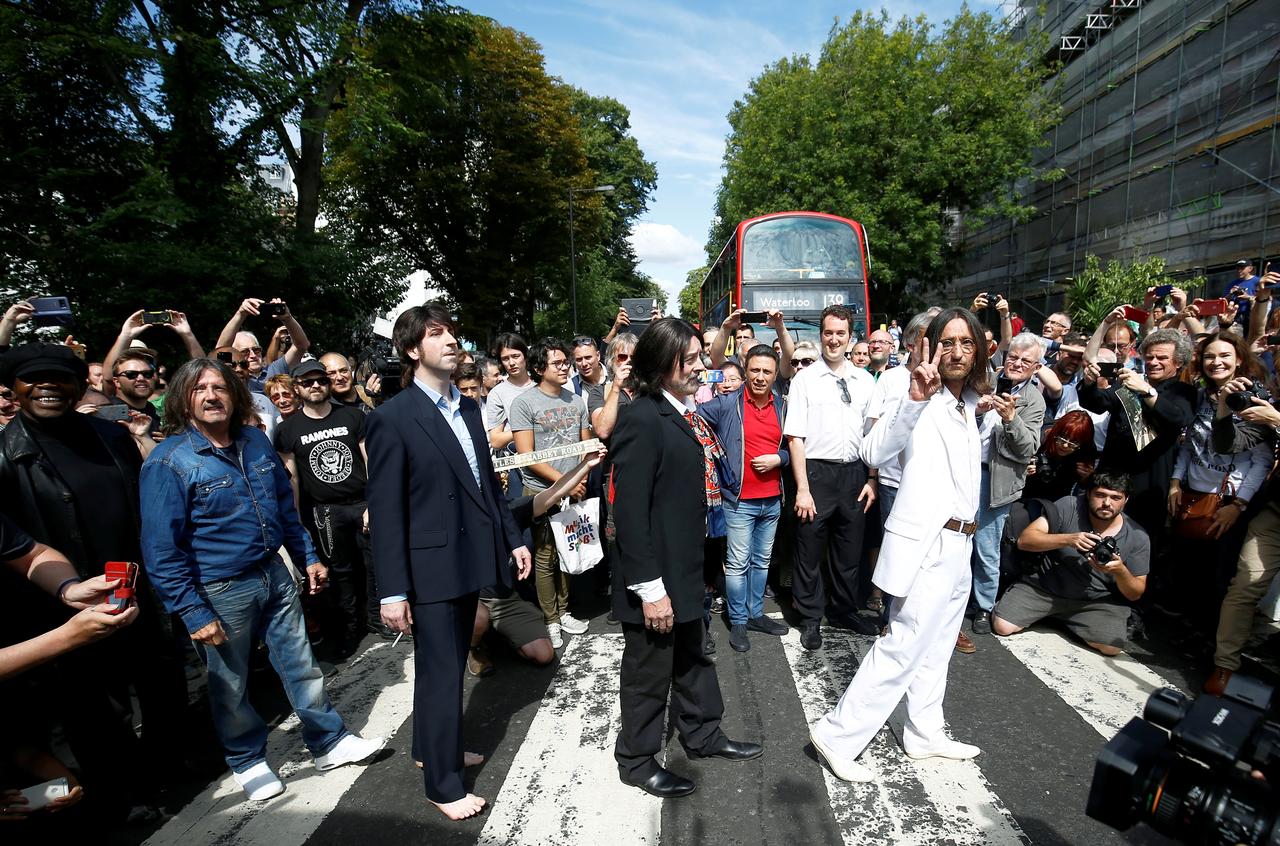 Beatles' 'Abbey Road' back at top of charts 50 years after release