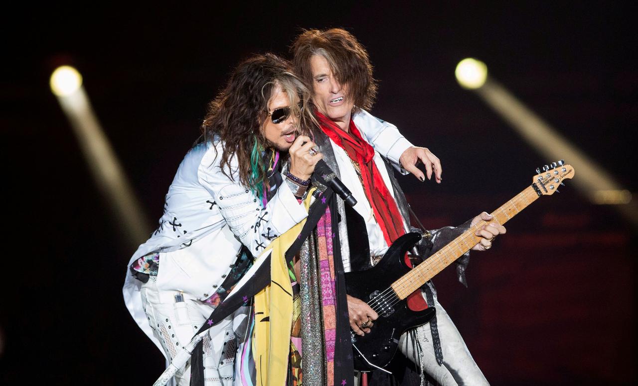 Johnny Depp jams with Aerosmith as band celebrates 50-year career