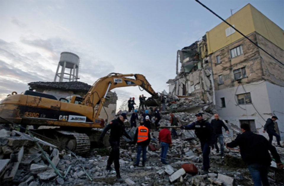 Powerful quake kills 21 in Albania as buildings bury residents