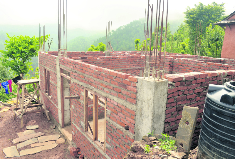 Engineers extorting commission from quake victims in Dhading