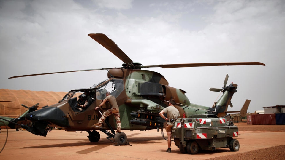 13 French soldiers killed in helicopter collision in Mali