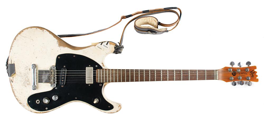 Johnny Ramone’s guitar sells for more than $900,000