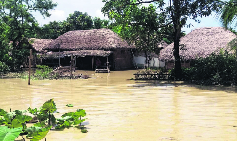 Floods hit over a dozen settlements in Saptari