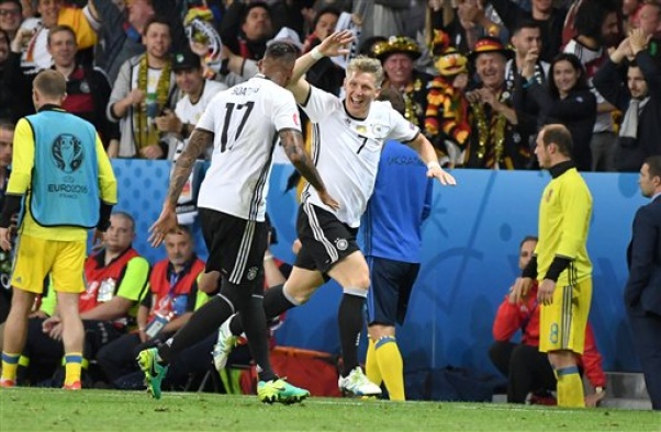 Germany makes winning start, warnings for England and Russia