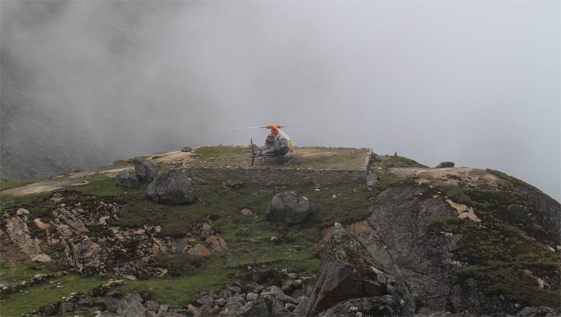 Manang Air chopper crash-landed  in Gosaikunda taken to Kathmandu