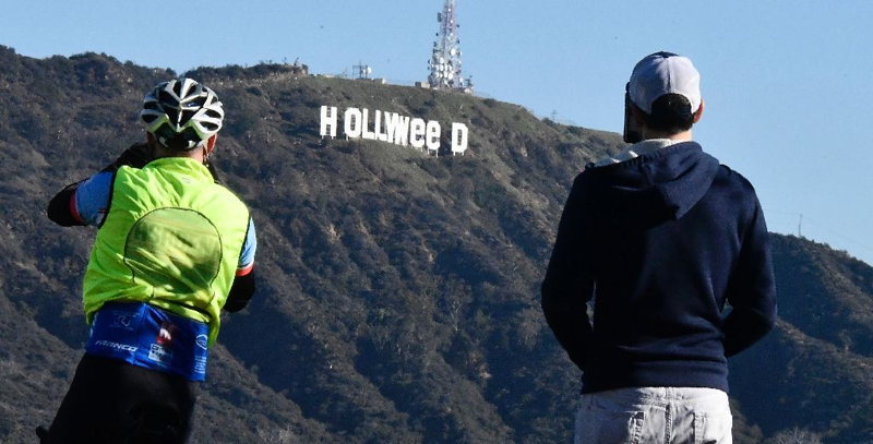 Pranksters change iconic Hollywood sign to 'Hollyweed'