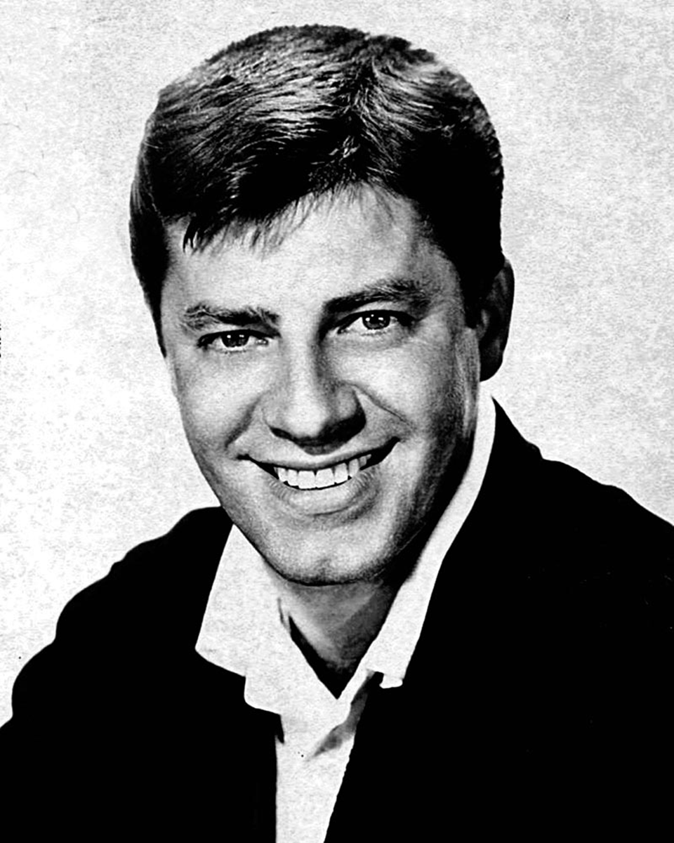 Jerry Lewis, king of low-brow comedy,  dies at 91