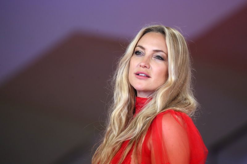 Kate Hudson, Jeon Jong-seo star in tribute to outsiders 'Mona Lisa and the Blood Moon'