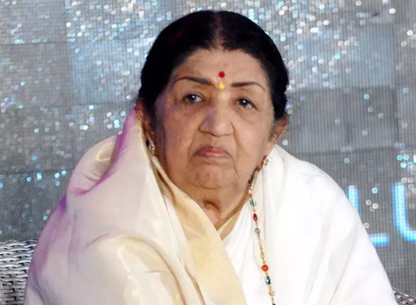 Lata Mangeshkar to remain under supervision of doctors for few more days