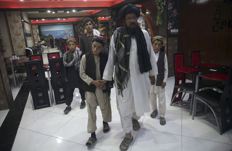 Officials: Afghan children smuggled to Pakistan seminaries