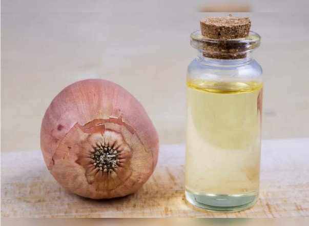 All you need to know about using red onion hair oil for hair