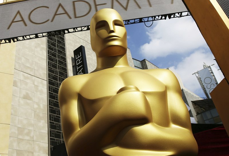Oscar nominations Monday could belong to ‘Mank’ and Netflix