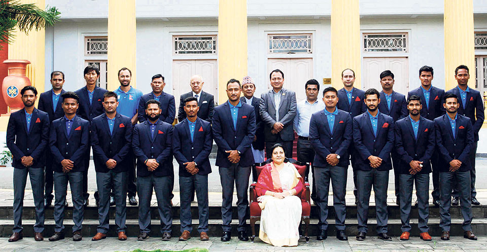 Prez lauds cricketers, says she wants problems in cricket to end soon