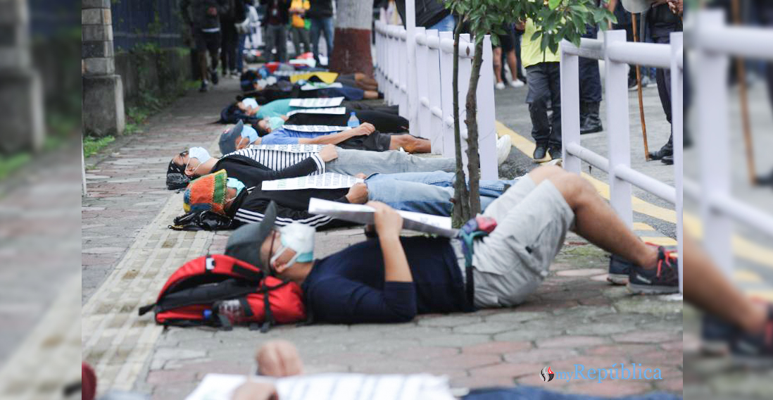 PHOTOS: Youths lie down on ground to protest against ‘lies’ in capital
