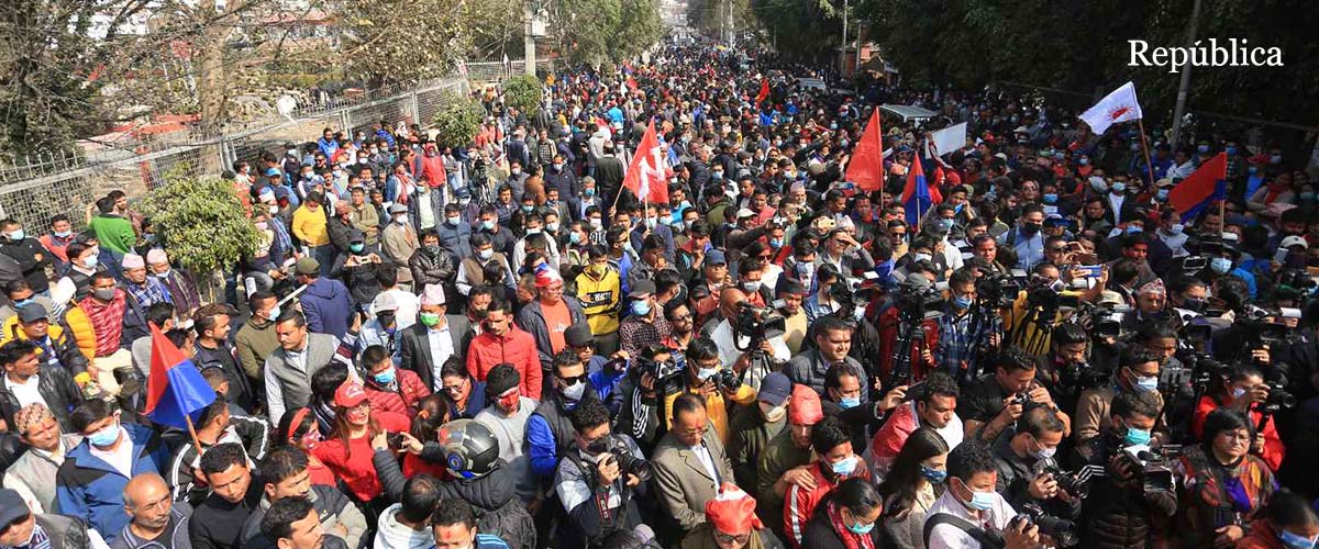 PHOTOS: Dahal-Nepal faction’s victory rally following parliament reinstatement