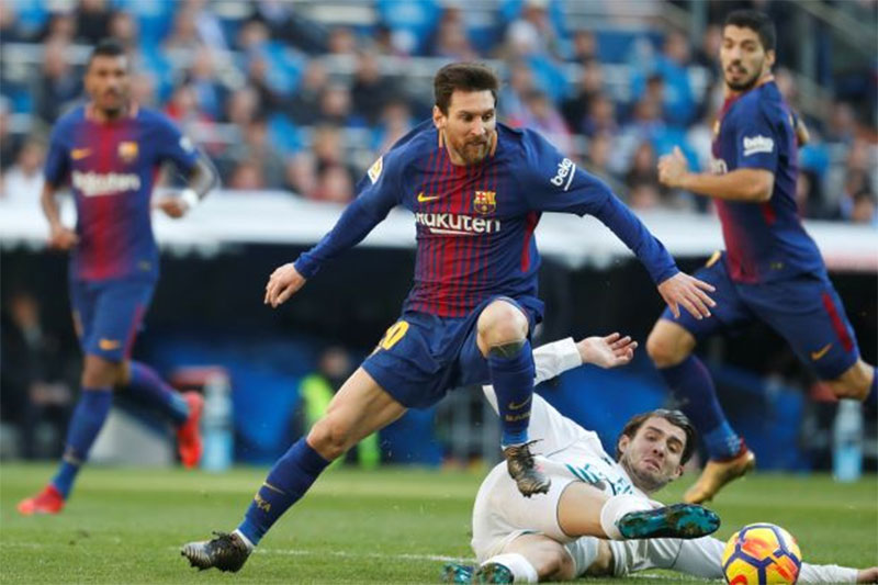 Barcelona pile more misery on Real Madrid with 3-0 'Clasico' win