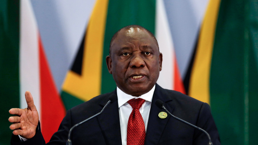 South Africa to change constitution to legalize taking away white farmers' land