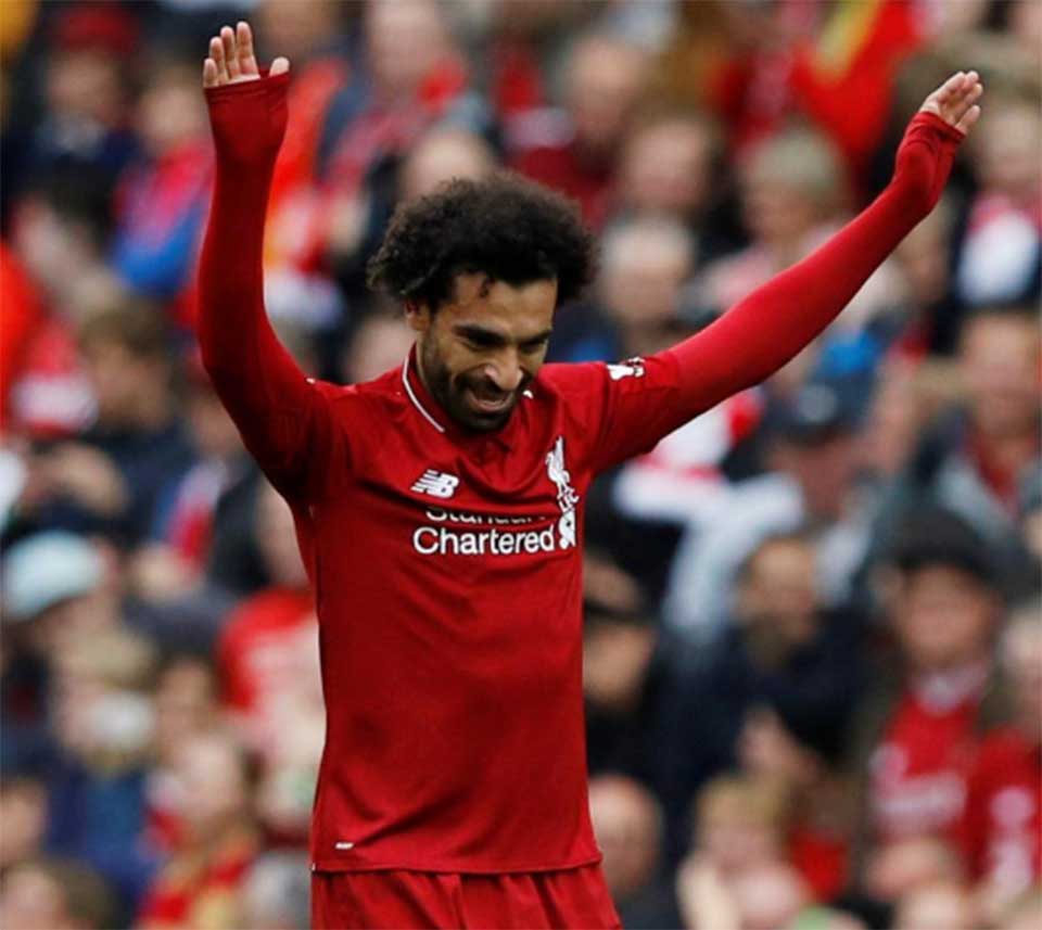 Salah helps Liverpool thrash Southampton to go top