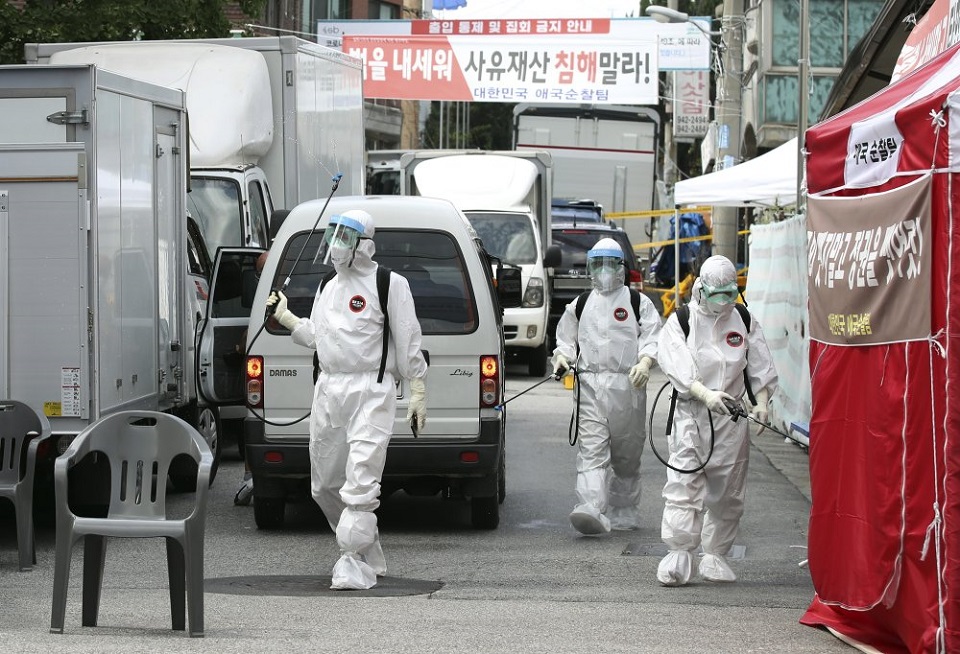 South Korea pastor tests positive amid virus spike at church