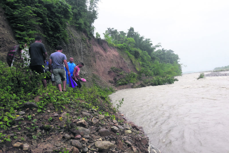 Swollen rivers threaten riverside settlements in Jhapa