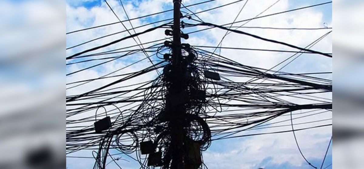Internet, cable TV wire messes in Kathmandu metropolis to be removed from tomorrow