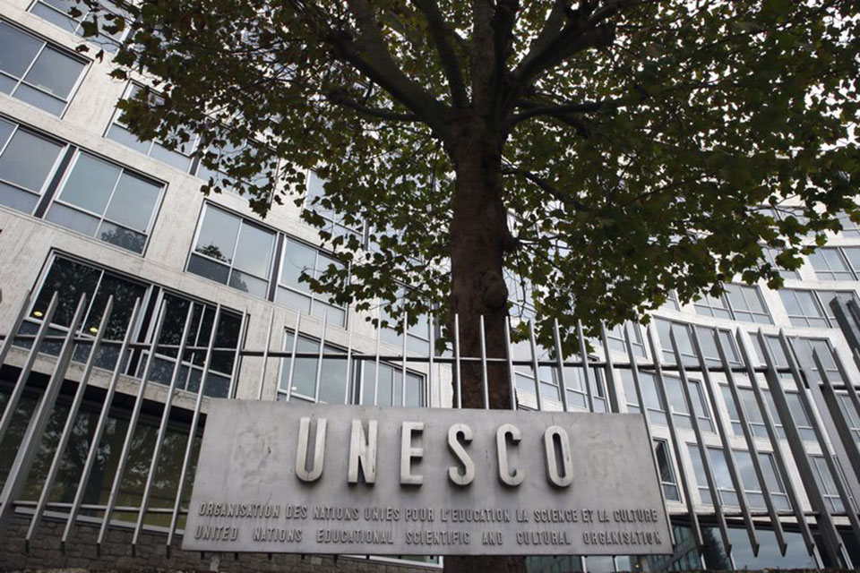 UNESCO chooses new chief amid tensions over Palestinian role