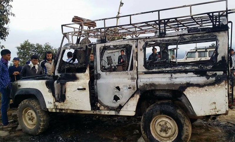 Unidentified gang sets fire to election vehicle