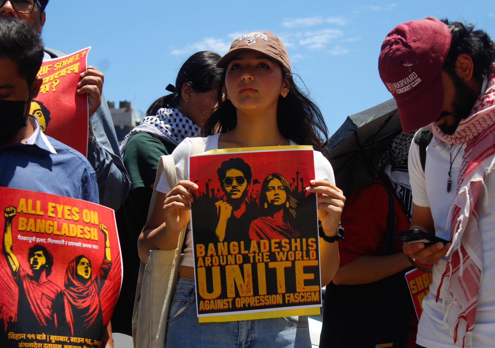 Activists stage demonstration in front  of Bangladesh embassy (With pictures)