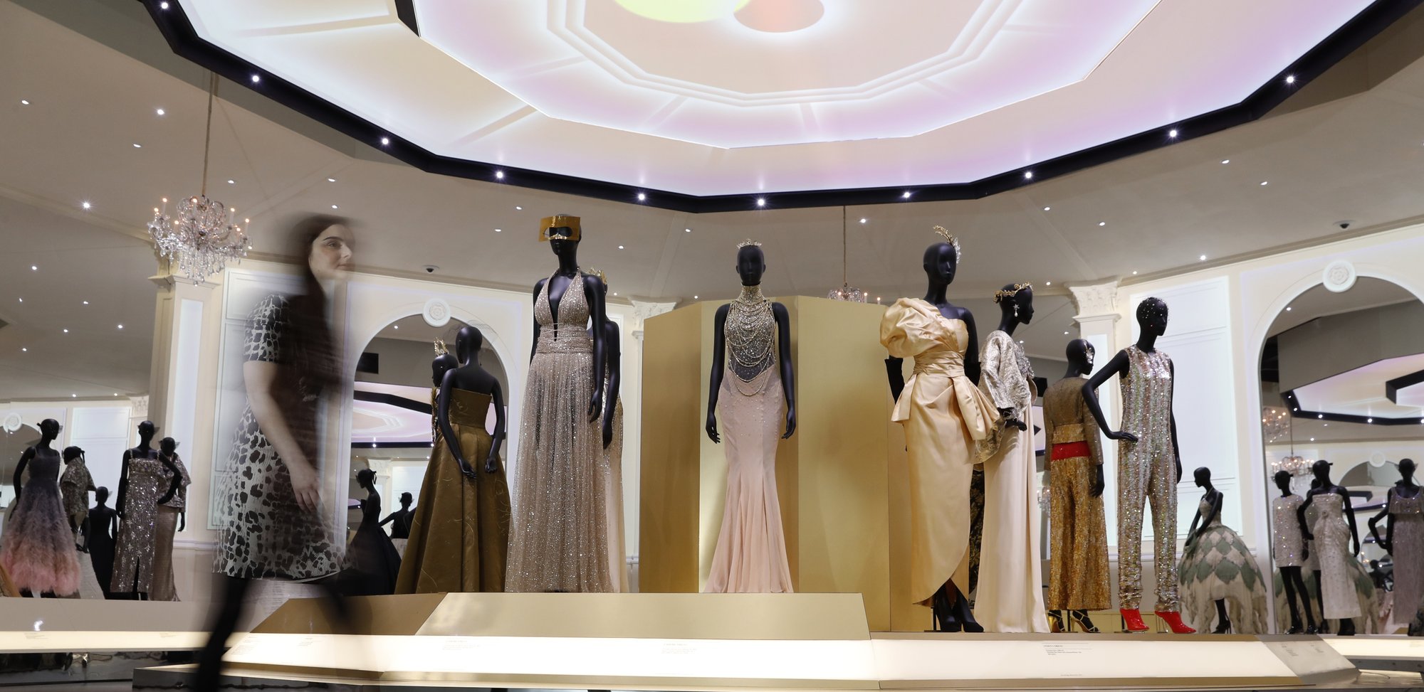 My City - Ball gowns galore: London’s V&A Museum stages new Dior show