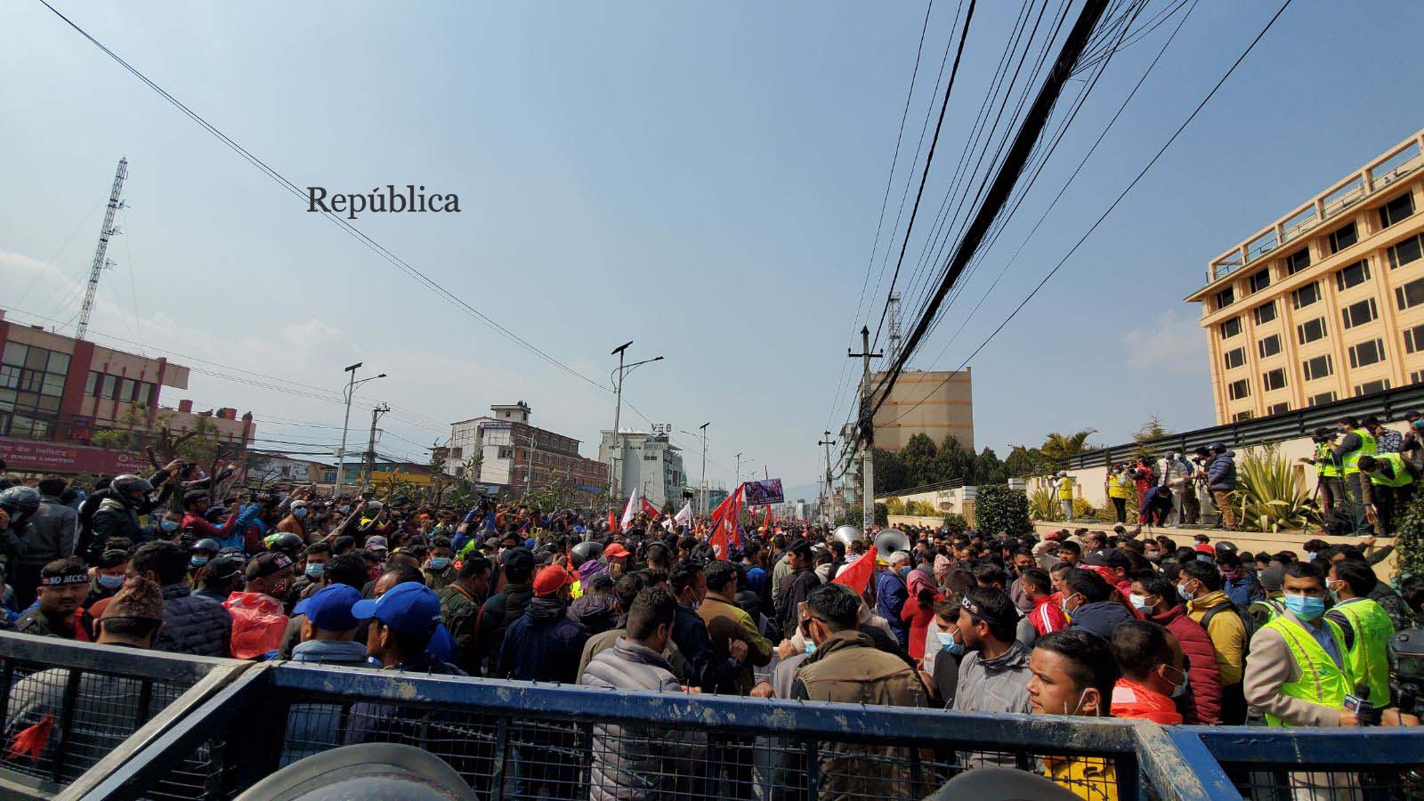 IN PICTURES: New Baneshwor overwhelmed with protestors against MCC ...